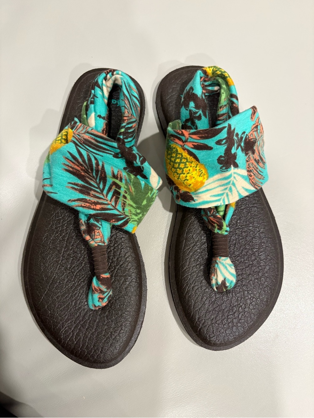 Sanuk Tropical Teal Pineapple Yoga Sling Sandals